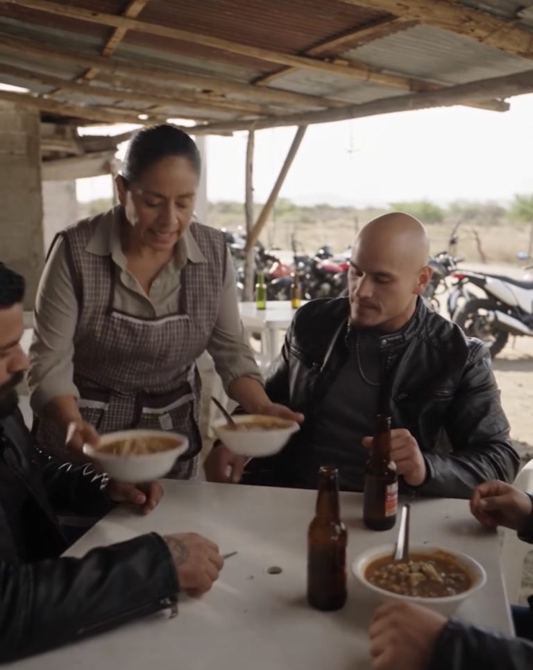 Motociclistas Se Fueron Sin Pagar, Pero Una Llamada Cambió Todo